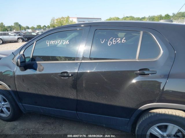 KL7CJNSB8LB016636 Chevrolet Trax Awd Ls