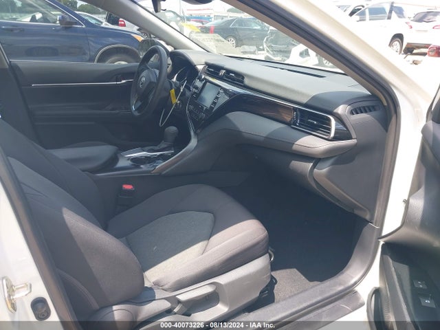 Toyota CAMRY LE 2020 4T1C11AK9LU882004 Image 5