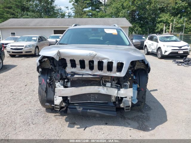 1C4PJMLB1KD181332 Jeep Cherokee Latitude Plus 4x4