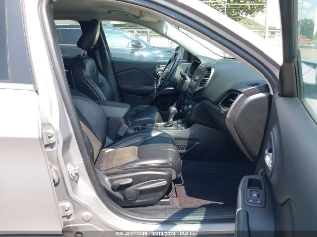 1C4PJMLB1KD181332 Jeep Cherokee Latitude Plus 4x4