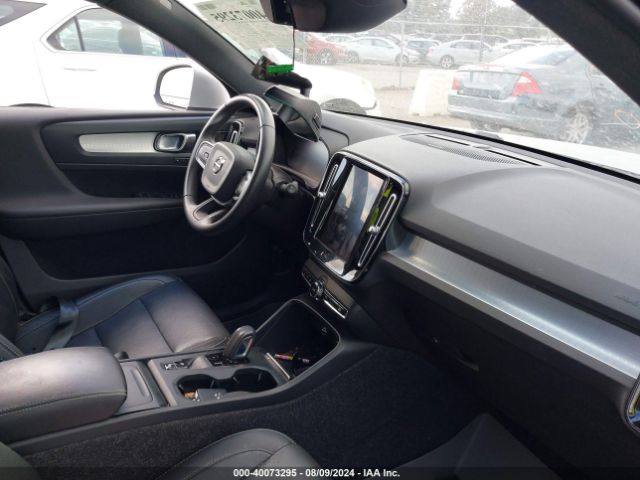 YV4162UKXL2307160 Volvo Xc40 T5 Momentum