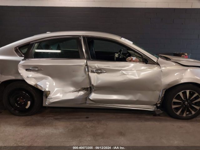 1N4AL3APXJC106048 Nissan Altima 2.5 Sv