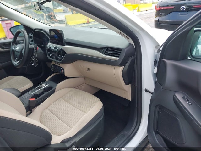 Ford ESCAPE SE 2022 1FMCU0G68NUA47588 Image 5