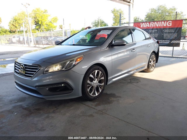 Hyundai Sonata Limited 2.0t 2015 5NPE34AB9FH109637 Image 2