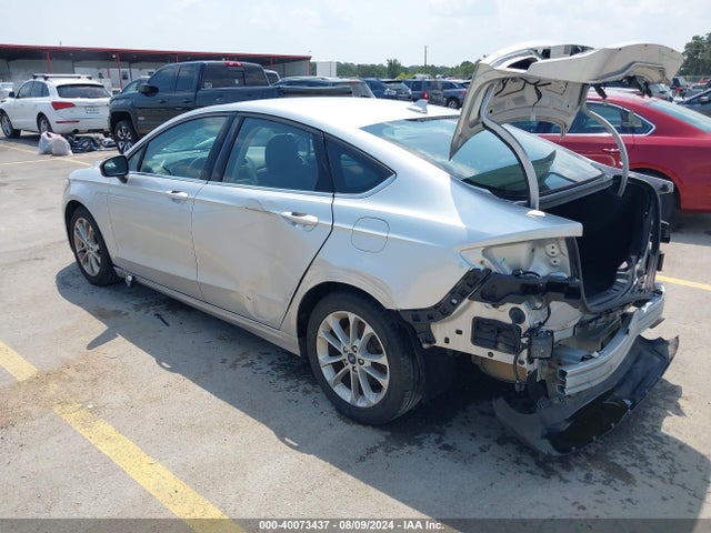 Ford FUSION SE 2019 3FA6P0HD5KR132919 Image 3
