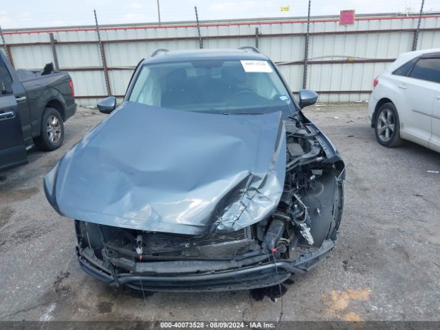 3VV3B7AX6KM072897 Volkswagen Tiguan