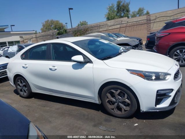 3KPF24AD4ME266762 KIA Forte Lxs