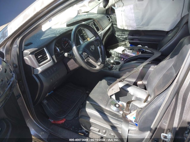 Toyota Highlander Xle V6 2015 5TDKKRFH3FS081554 Image 18