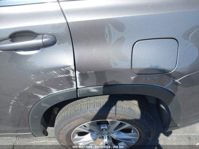 Toyota Highlander Xle V6 2015 5TDKKRFH3FS081554 Image 21