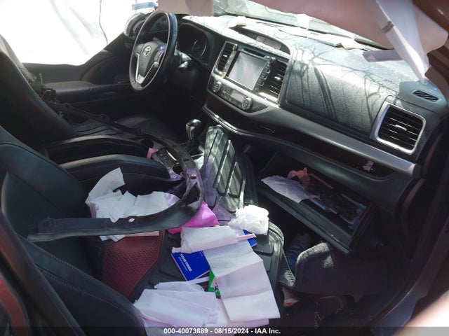 Toyota Highlander Xle V6 2015 5TDKKRFH3FS081554 Image 5