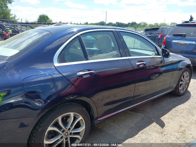 55SWF4KB7HU230967 Mercedes-Benz C 300 4matic/luxury 4matic/sport 4matic