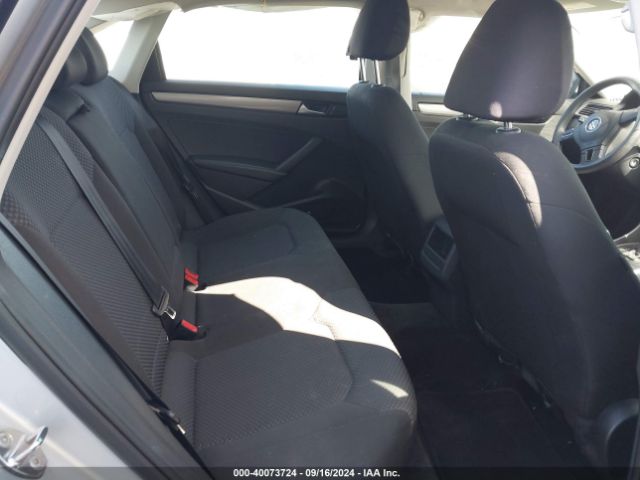 1VWAT7A39FC074230 Volkswagen Passat 1.8t S