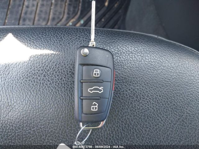 WAU78LFF7H1056685 Audi A3 2.0t Premium