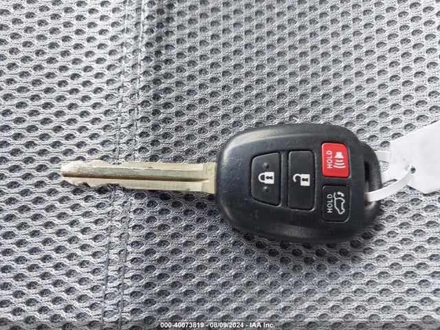 Toyota Rav4 Xle 2016 JTMRFREV3GJ077559 Image 11