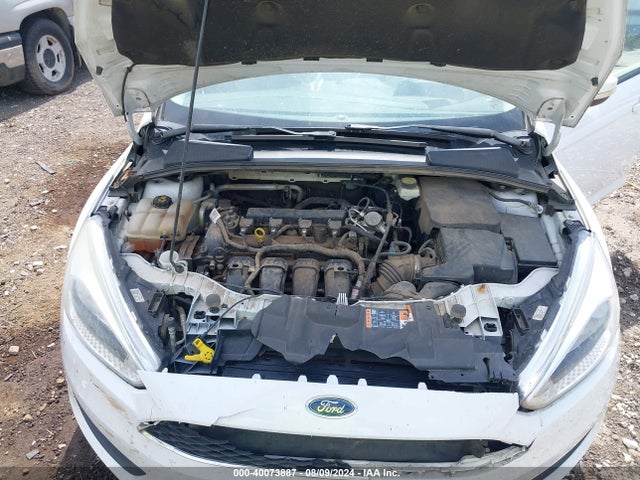 Ford FOCUS SE 2017 1FADP3F22HL282116 Image 10