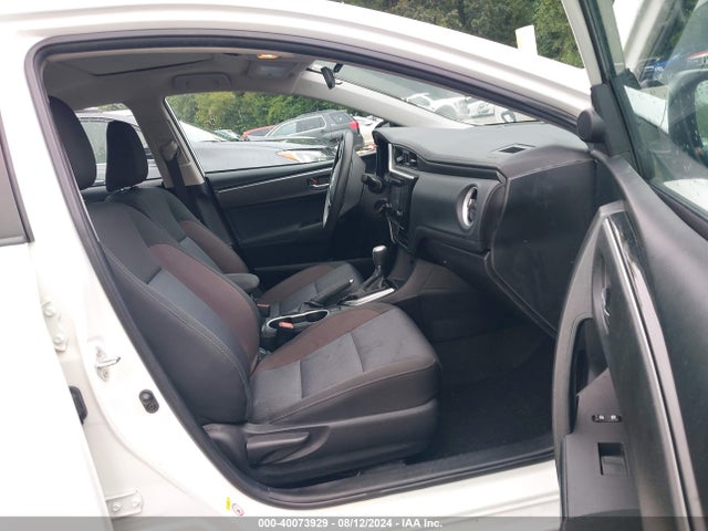 Toyota COROLLA LE 2018 2T1BURHE1JC032755 Image 5