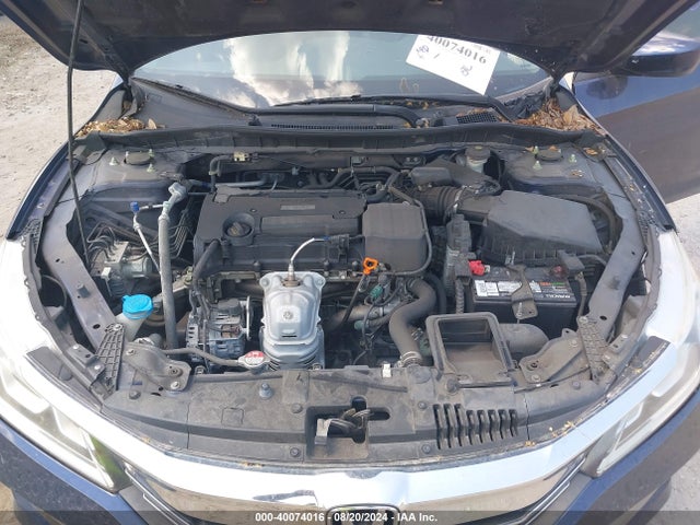Honda ACCORD LX 2017 1HGCR2F39HA057756 Image 10