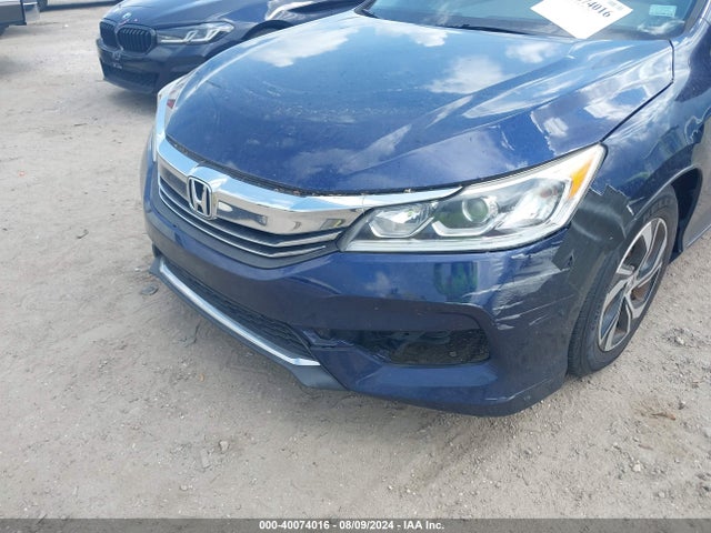 Honda ACCORD LX 2017 1HGCR2F39HA057756 Image 18