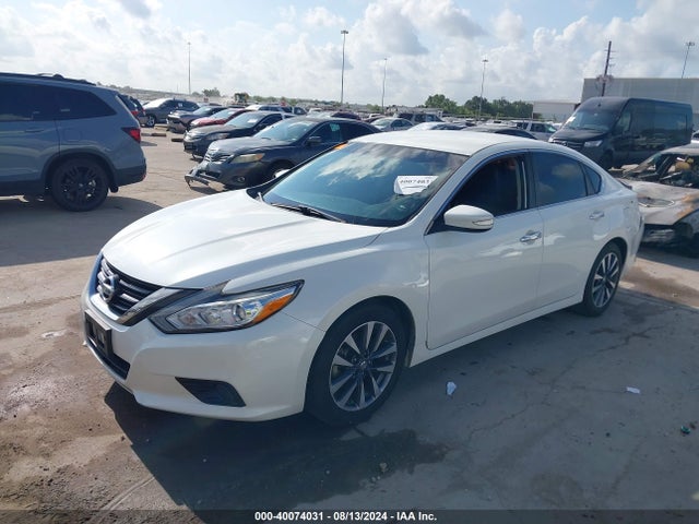 Nissan Altima 2.5 Sl 2017 1N4AL3AP1HC186706 Image 2