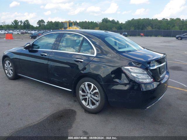 55SWF4JB5FU090318 Mercedes-Benz C 300 Luxury/sport