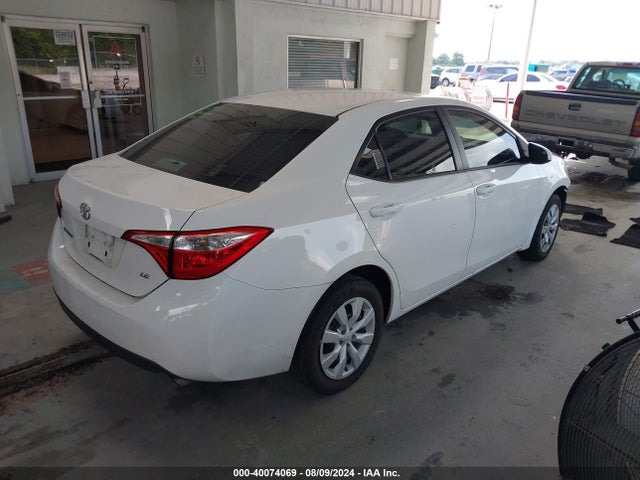 Toyota COROLLA LE 2016 5YFBURHE5GP554068 Image 4