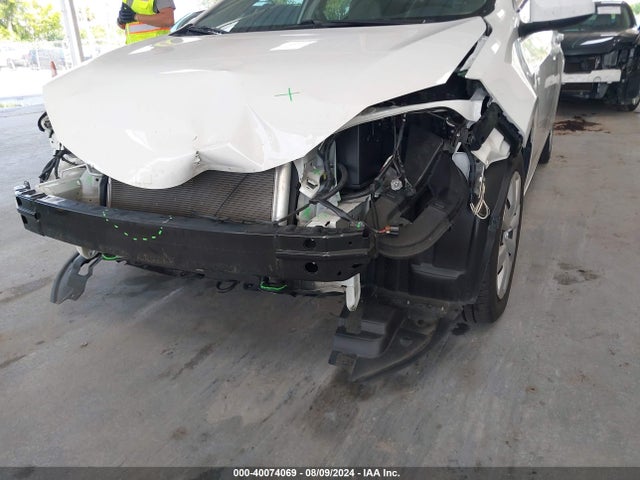 Toyota COROLLA LE 2016 5YFBURHE5GP554068 Image 6