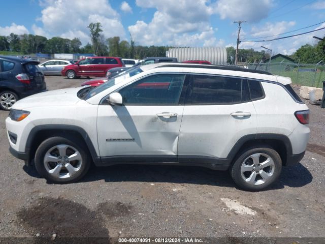 3C4NJDBB2HT680121 Jeep New Compass Latitude 4x4