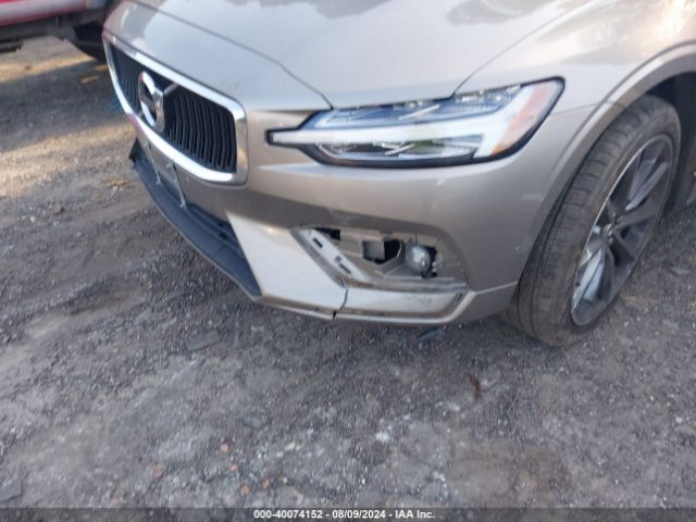 7JR102FK1MG102527 Volvo S60 T5 Momentum