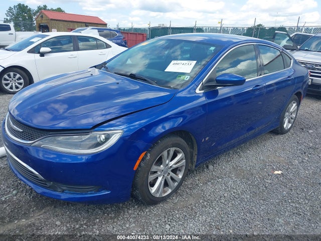 Chrysler 200 Limited 2015 1C3CCCAB0FN593381 Image 2