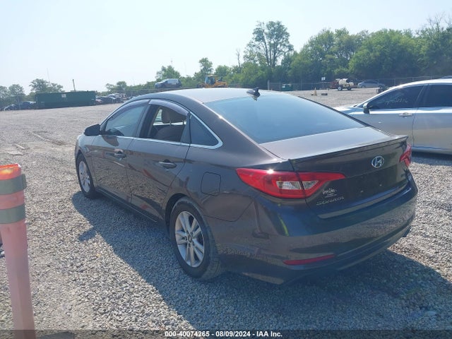 Hyundai SONATA ECO 2016 5NPE24AA9GH426961 Image 3