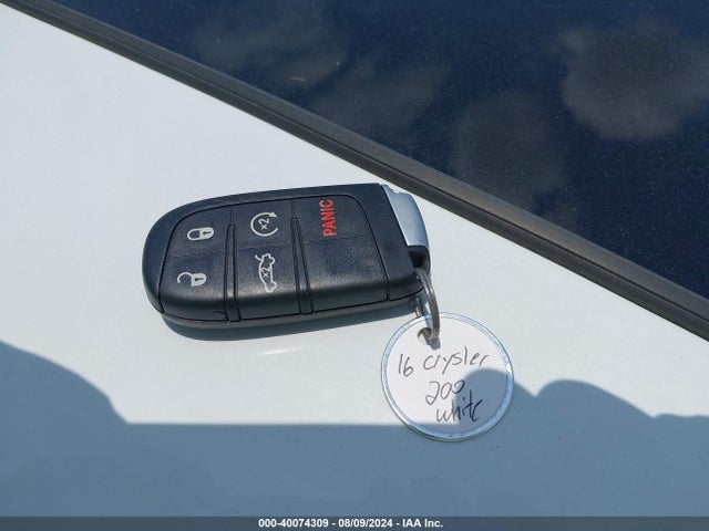 1C3CCCBB6GN162091 Chrysler 200 S