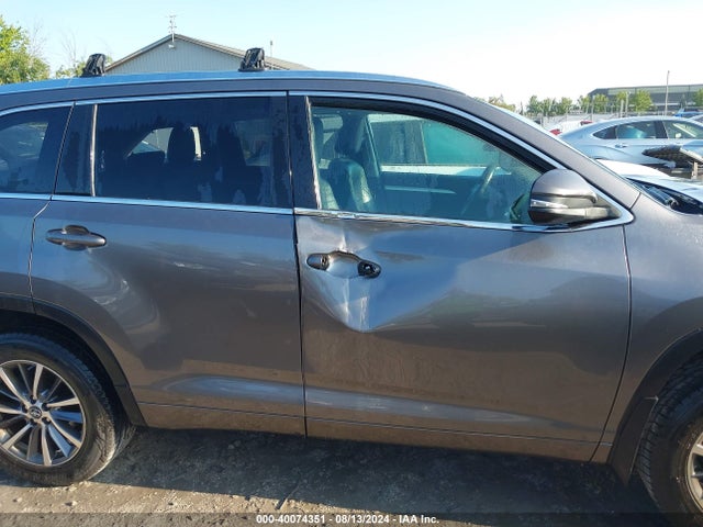 Toyota Highlander Xle 2018 5TDJZRFHXJS871529 Image 13