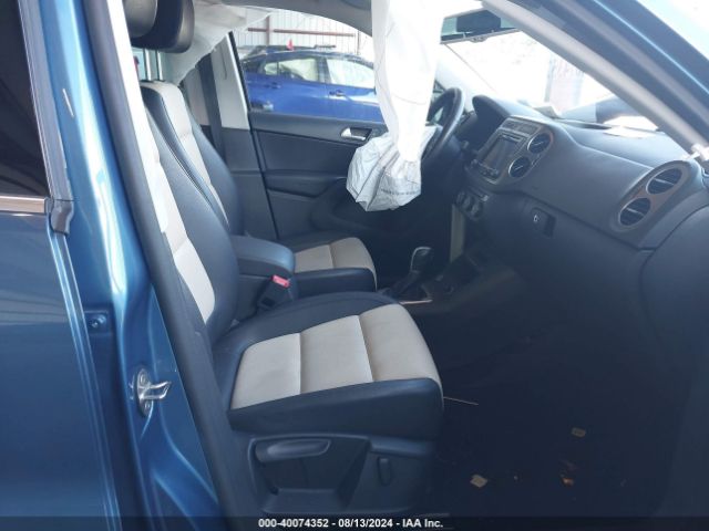 WVGSV7AX9HK023416 Volkswagen Tiguan 2.0t Wolfsburg Edition