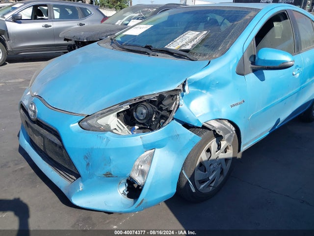 Toyota Prius C Two 2015 JTDKDTB31F1093524 Image 6