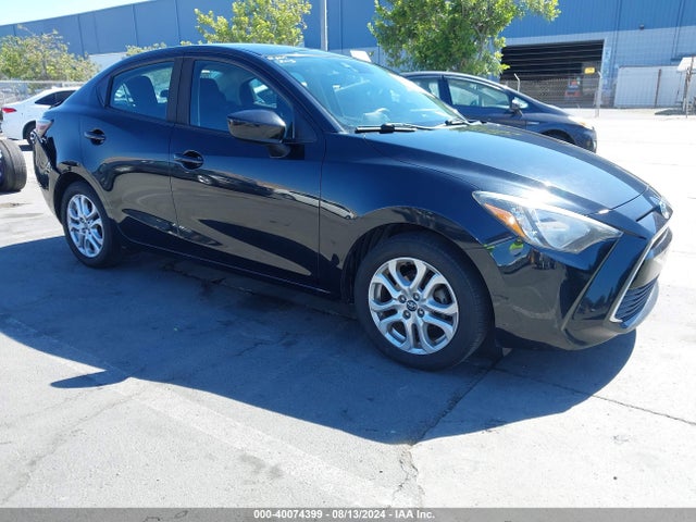 Toyota YARIS IA 2017 3MYDLBYV9HY159753 zdjęcie główne