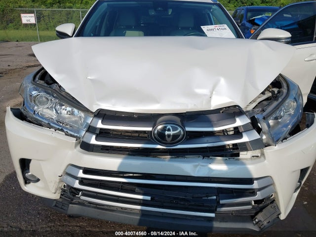 Toyota Highlander Xle 2018 5TDKZRFH9JS279320 Image 10