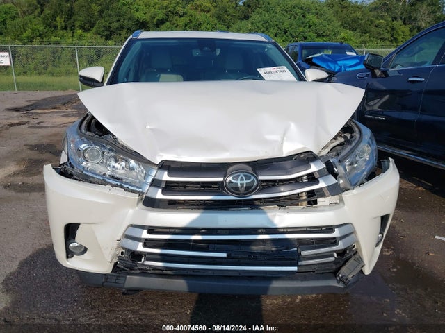 Toyota Highlander Xle 2018 5TDKZRFH9JS279320 Image 12
