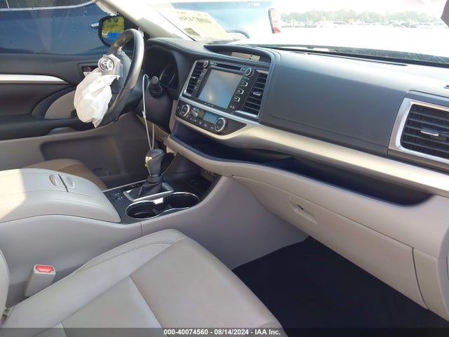 Toyota Highlander Xle 2018 5TDKZRFH9JS279320 Image 5