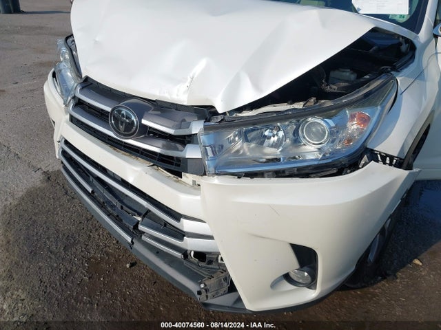 Toyota Highlander Xle 2018 5TDKZRFH9JS279320 Image 6