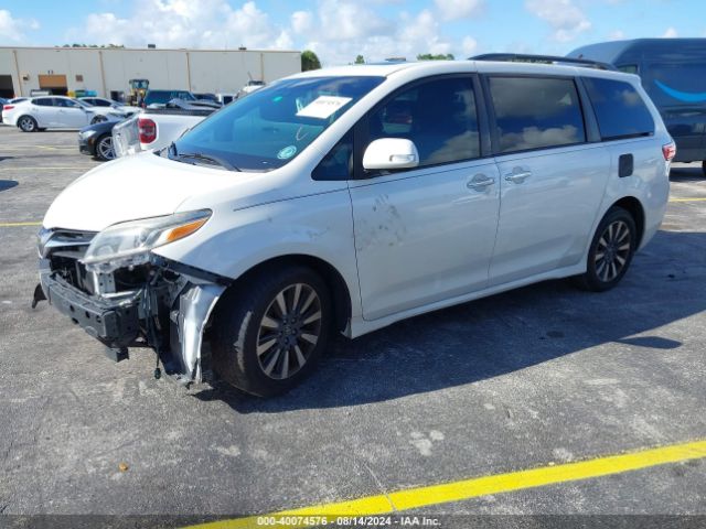 5TDYZ3DC1JS903058 Toyota Sienna Limited 7 Passenger