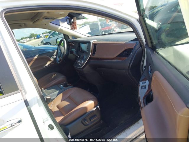 5TDYZ3DC1JS903058 Toyota Sienna Limited 7 Passenger