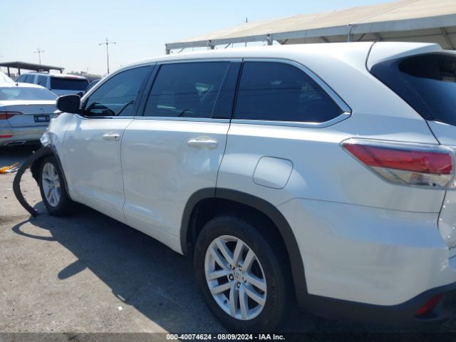 5TDZARFH3FS016818 Toyota Highlander Le
