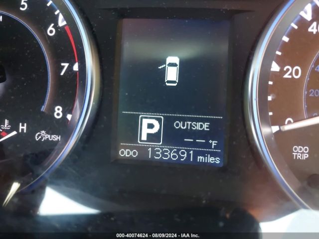 5TDZARFH3FS016818 Toyota Highlander Le