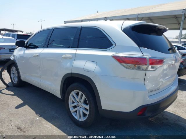 5TDZARFH3FS016818 Toyota Highlander Le