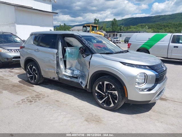 2022 MITSUBISHI OUTLANDER JA4J4UA82NZ020669 Photo 0