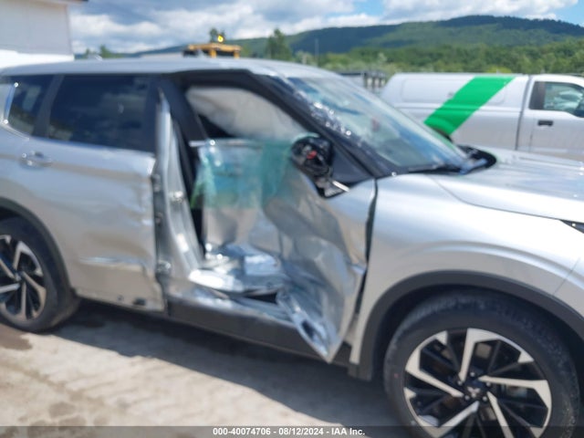 2022 MITSUBISHI OUTLANDER JA4J4UA82NZ020669 Photo 5