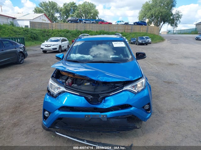Toyota Rav4 Xle 2017 JTMRFREV0HD204557 Image 13