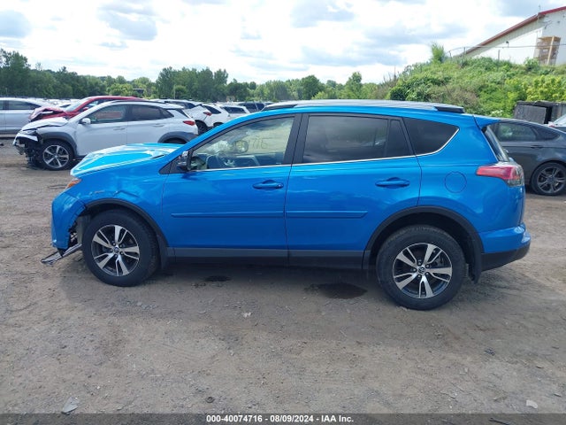Toyota Rav4 Xle 2017 JTMRFREV0HD204557 Image 15