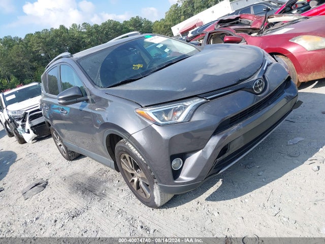 Toyota Rav4 Xle 2017 2T3WFREV3HW321510 main image