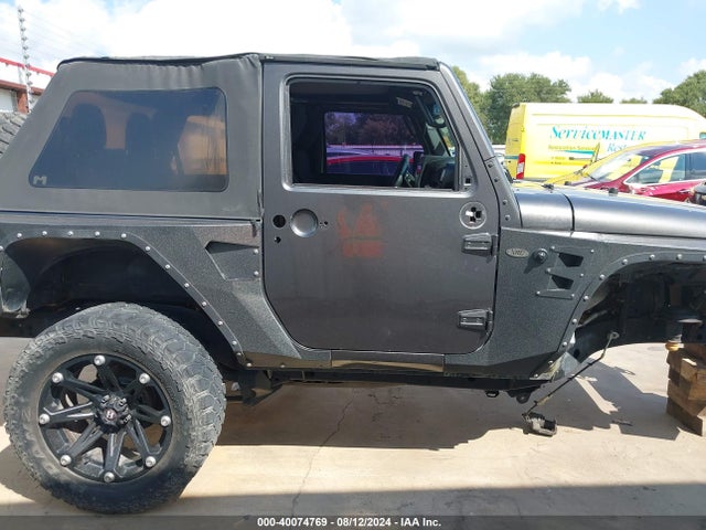 1C4AJWAG5HL582817 Jeep Wrangler Sport 4x4